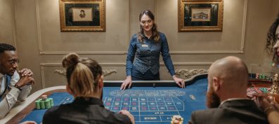 Pourquoi la salle de poker du Casino du Lac‑Leamy à Gatineau (QC) est un incontournable