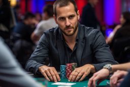 Heads-up au poker : Strat&eacute;gies pour dominer vos adversaires