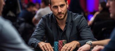 Heads-up au poker : Strat&eacute;gies pour dominer vos adversaires