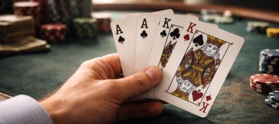 Les meilleures mains pour pratiquer le slowplay au poker
