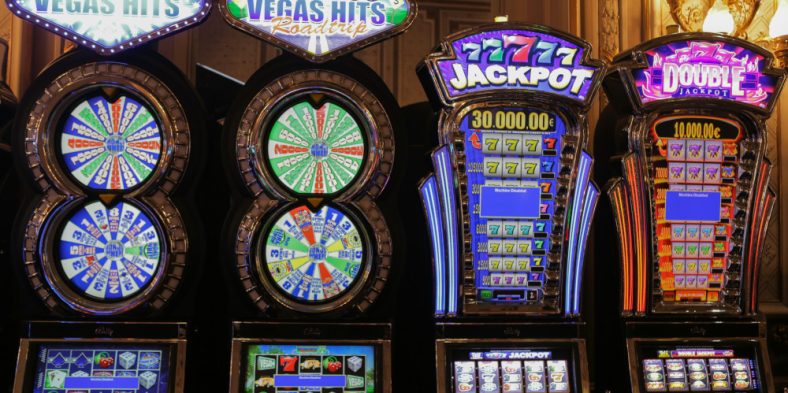 Comparatif des jeux : la salle de poker du Casino de Namur face à d&rsquo;autres casinos