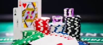 Poker Omaha Hi-Lo : Stratégies gagnantes pour maîtriser le jeu