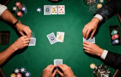 Poker Pineapple : Pourquoi ce variant excite autant les amateurs de poker