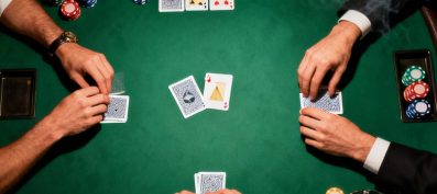 Poker Pineapple : Pourquoi ce variant excite autant les amateurs de poker