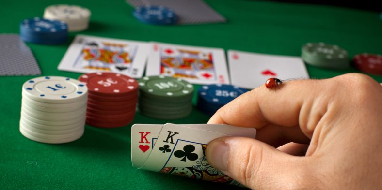 Chinese Poker : Les r&egrave;gles essentielles que tout joueur doit ma&icirc;triser
