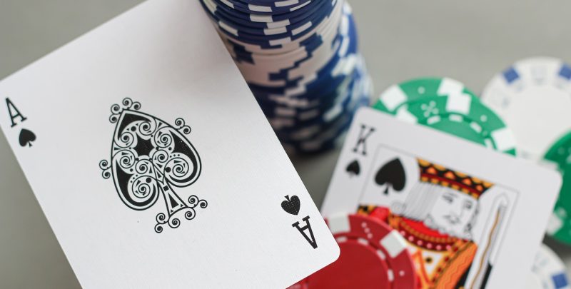 Les erreurs courantes à éviter avec un carré au poker