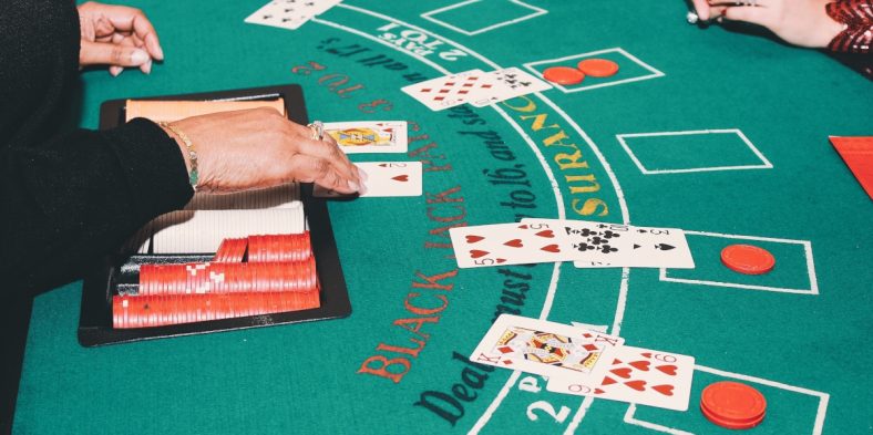 3 stratégies de base pour gagner au blackjack dès votre première main
