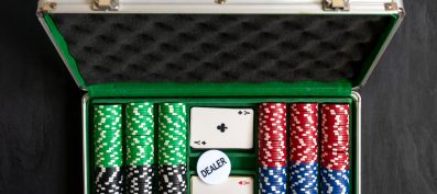 Pourquoi opter pour une mallette de poker personnalisée ?