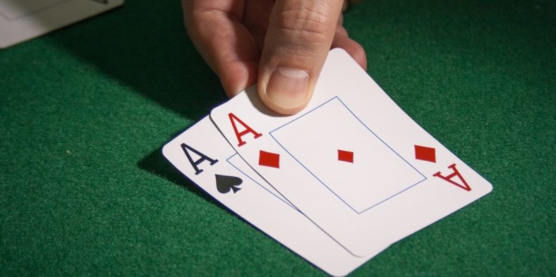 Comment jouer les paires au Poker Texas Hold’em ?