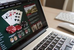Les nouveautés et tendances sur le meilleur site de poker de l&rsquo;année
